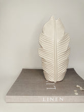 Load image into Gallery viewer, Ceramic Leaf Vase
