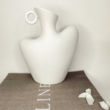 Load image into Gallery viewer, Woman Vase
