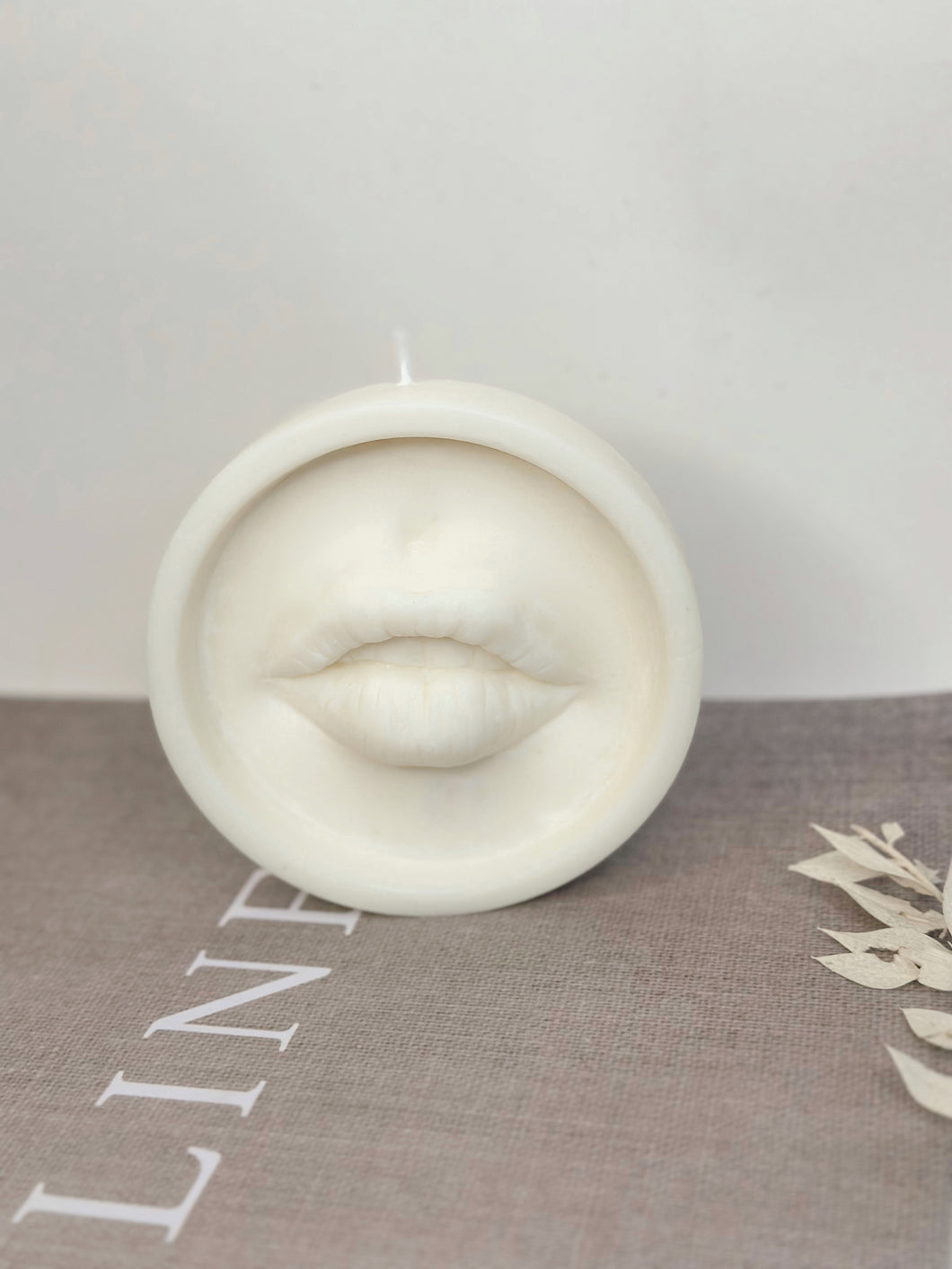 Lip Candle