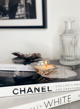 Load image into Gallery viewer, Silver Tip Oyster Shell Candles
